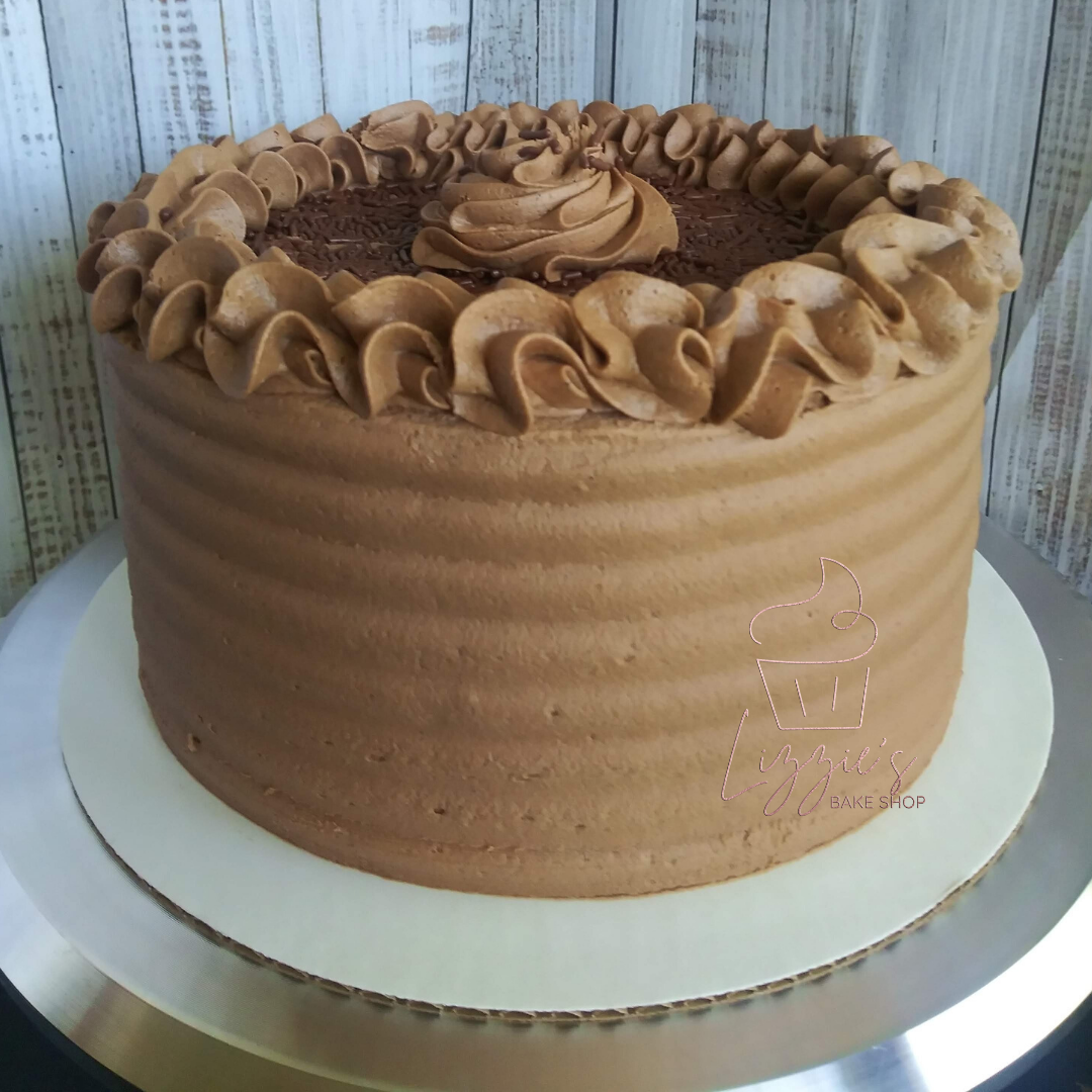 Chocolate Lover (Chocolate cake with chocolate buttercream)